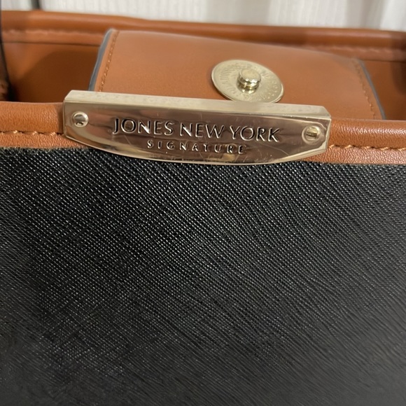 Jone New York Black and Brown Shoulder Bag - Picture 4 of 5